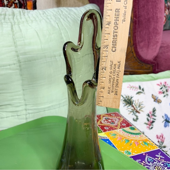 Smokey Glass Stretch Vase - Picture 3 of 6